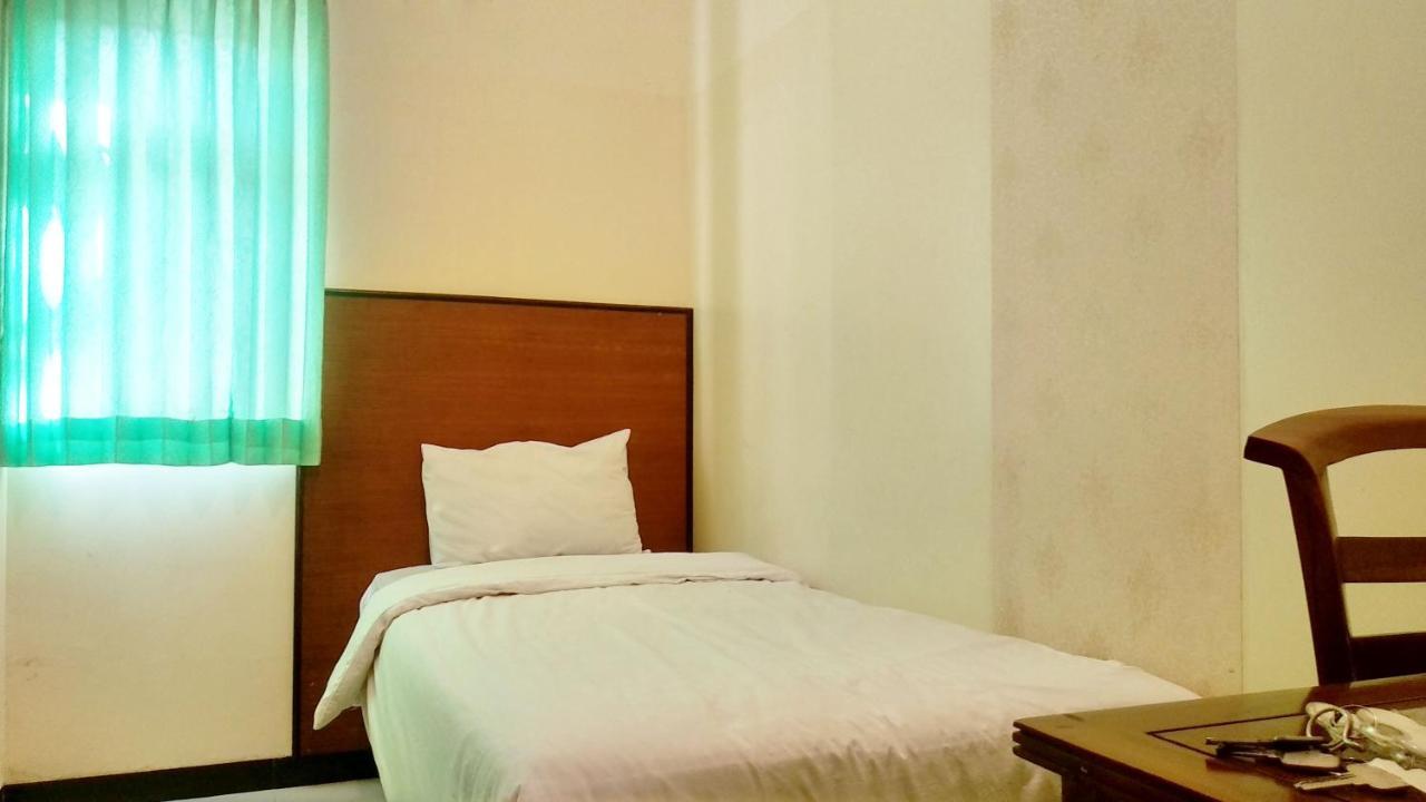 Hotel Pelangi Indah Σεμαράνγκ Εξωτερικό φωτογραφία